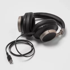 Active Noise Cancelling Bluetooth Wireless Over Ear Headphones - heydayâ„¢ - Target Certified Refurbished Black/gold