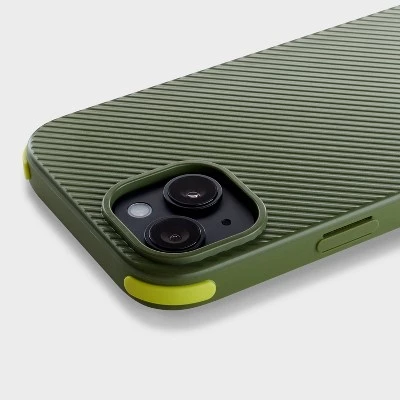 Apple iPhone 15/iPhone14/iPhone13 Rugged Case with MagSafe - heyday™ Olive Green 2 Apple iPhone 15/iPhone14/iPhone13 Rugged Case with MagSafe - heyday™ Olive Green - Image 2