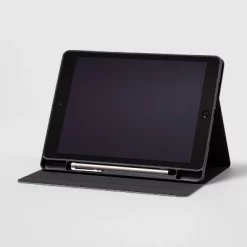 Apple iPad 9th Gen Case - heyday™ Black Saffiano